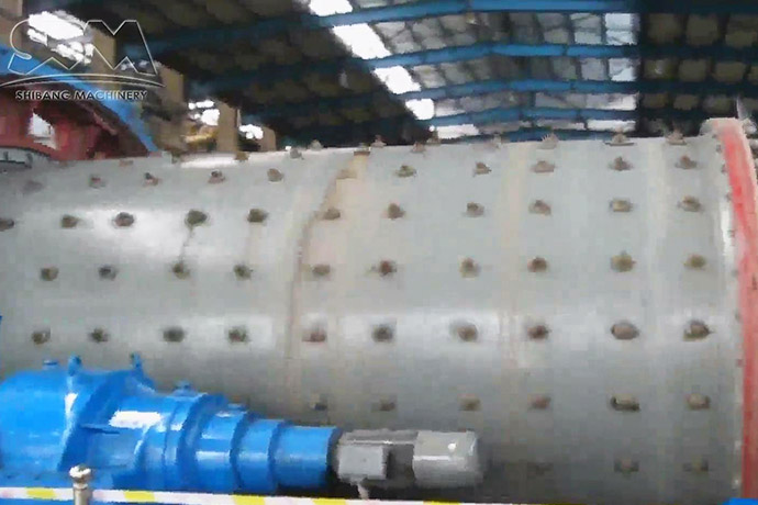 河北年產(chǎn)300萬噸鐵礦石破碎生產(chǎn)線